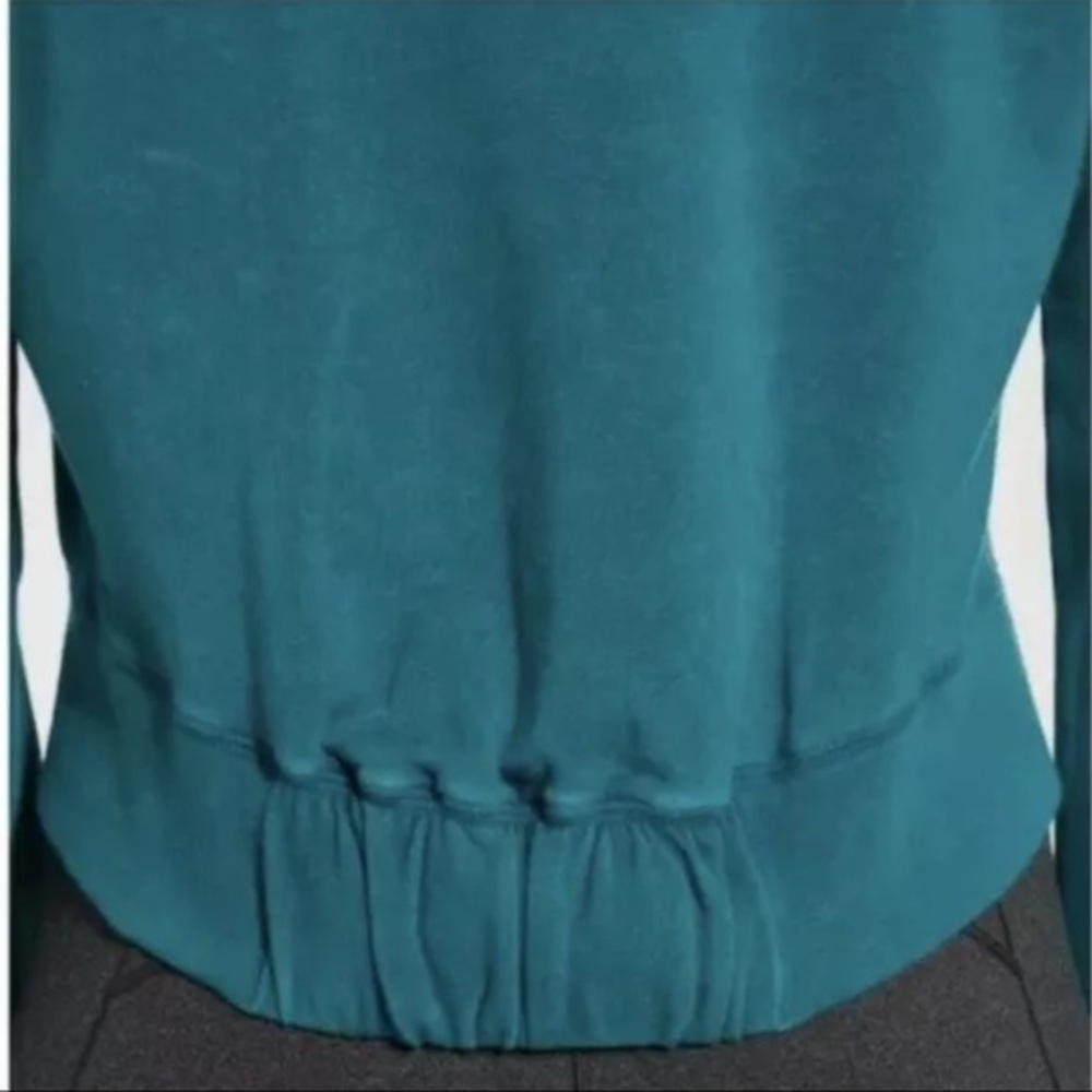 Calia Effortless Pullover Size Medium Surround Yo… - image 5